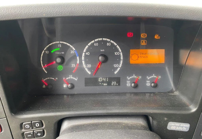 Tractor unit Scania R420 / RETARDER / HYDRAULICS / NO ADBLUE / MANUAL / EURO-3 / 2005: picture 15