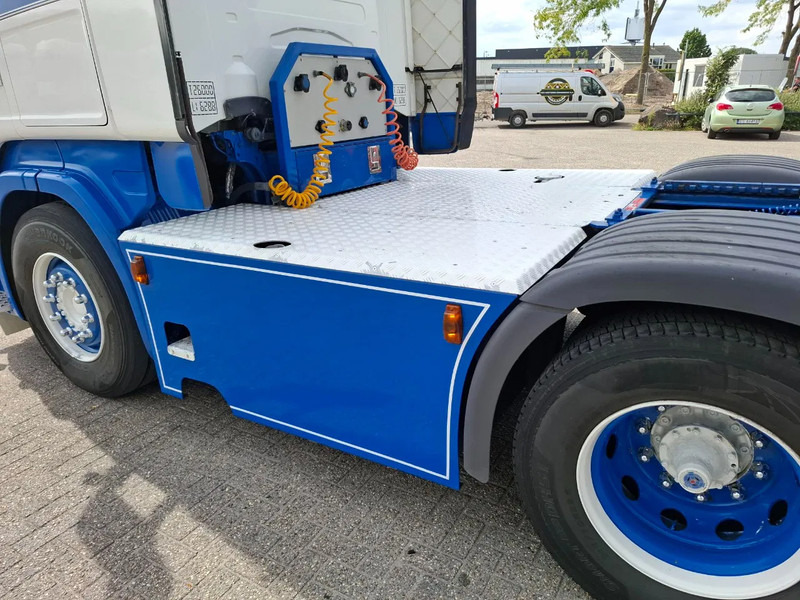 Tractor unit Scania R560 V8 / BOOGIE / HYDRAULICS / FULL-AIR / AUTOMATIC / EURO-5 / 2012: picture 8 Tractor unit Scania R560 V8 / BOOGIE / HYDRAULICS / FULL-AIR / AUTOMATIC / EURO-5 / 2012: picture 8