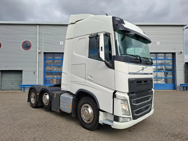 Volvo FH4-460 / VEB+ / ACC / LWDS / LIFT AXLE / 753707 KM / FRIDGE / AUTOMATIC / EURO-6 / 2015 - Tractor unit: picture 2 Volvo FH4-460 / VEB+ / ACC / LWDS / LIFT AXLE / 753707 KM / FRIDGE / AUTOMATIC / EURO-6 / 2015 - Tractor unit: picture 2