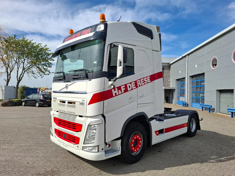 Volvo FH4-460 / VEB+ / HYDRAULICS / GEN2 V2 SMART TACHO / LWDS / SIDESKIRTS / FRIDGE / EURO-6 / 2018 - Tractor unit: picture 1 Volvo FH4-460 / VEB+ / HYDRAULICS / GEN2 V2 SMART TACHO / LWDS / SIDESKIRTS / FRIDGE / EURO-6 / 2018 - Tractor unit: picture 1