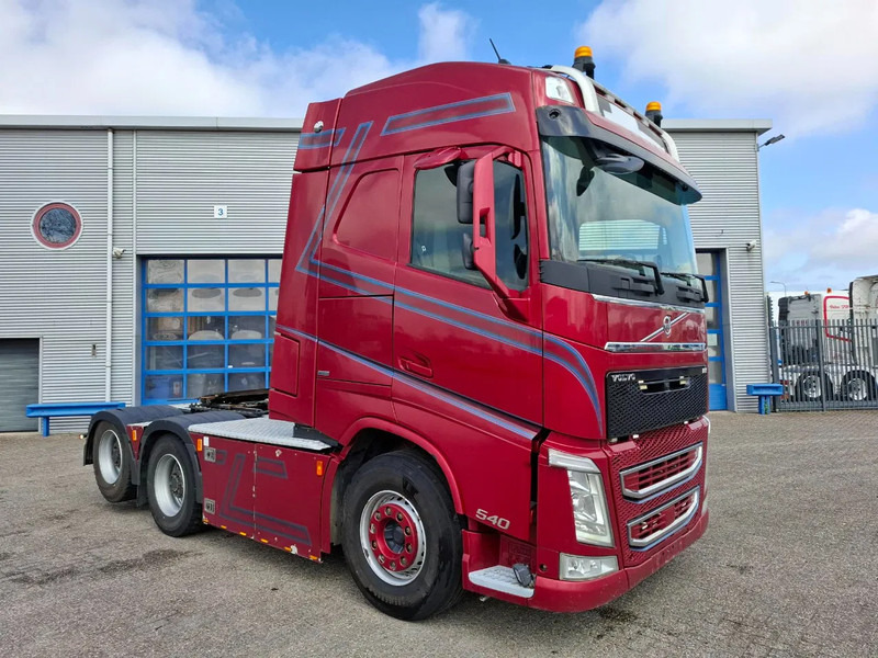 Volvo FH4-540 / 6X4 / BIG AXLE / HYDRAULICS / VEB+ / DYNAMIC STEERING / NAVI / ACC / LWDS / FULL-AIR / LEATHER / AUTOMATIC / EURO-6 / - Tractor unit: picture 2 Volvo FH4-540 / 6X4 / BIG AXLE / HYDRAULICS / VEB+ / DYNAMIC STEERING / NAVI / ACC / LWDS / FULL-AIR / LEATHER / AUTOMATIC / EURO-6 / - Tractor unit: picture 2