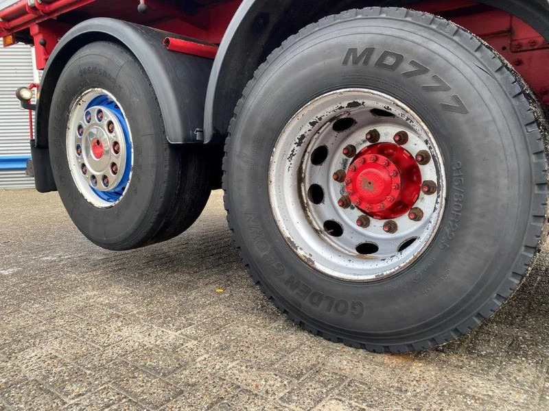 Tipper Volvo FH4-540 / VEB+ / ACC / LWDS / 3SIDE TIPPER / DYNAMIC STEERING / LEATHER / FULL-AIR / AUTOMATIC / EURO-6 / 2017: picture 19 Tipper Volvo FH4-540 / VEB+ / ACC / LWDS / 3SIDE TIPPER / DYNAMIC STEERING / LEATHER / FULL-AIR / AUTOMATIC / EURO-6 / 2017: picture 19