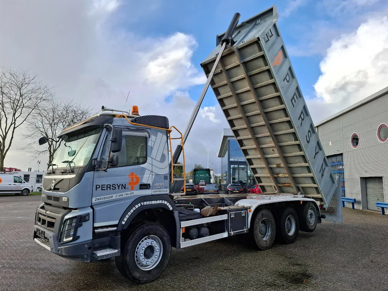 Volvo FMX-460 / 8X4 / BIG AXLE / VEB+ / ONLY:344574 KM / LIFT+LENKACHSE / 21CM³ / AUTOMATIC / EURO-6 / 2015 - Tipper: picture 3 Volvo FMX-460 / 8X4 / BIG AXLE / VEB+ / ONLY:344574 KM / LIFT+LENKACHSE / 21CM³ / AUTOMATIC / EURO-6 / 2015 - Tipper: picture 3