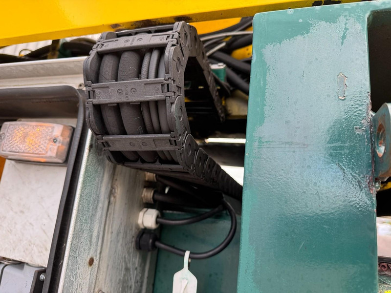 Container transporter/ Swap body semi-trailer HAMMAR 151 S, Fully renovated, RC, 40 / 30 / 20 Ft: picture 19 Container transporter/ Swap body semi-trailer HAMMAR 151 S, Fully renovated, RC, 40 / 30 / 20 Ft: picture 19