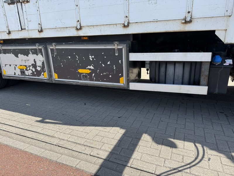 Crane truck Iveco Eurocargo 190EL30 MKG 125 S4 Crane/Grua/Kran/Gru: picture 14