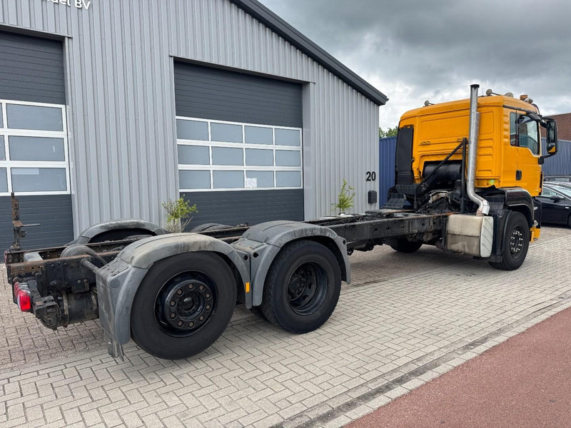 MAN TGS 26.360 6x2, PTO Pump, Manual Gear, Steering Axle - Box truck: picture 3 MAN TGS 26.360 6x2, PTO Pump, Manual Gear, Steering Axle - Box truck: picture 3