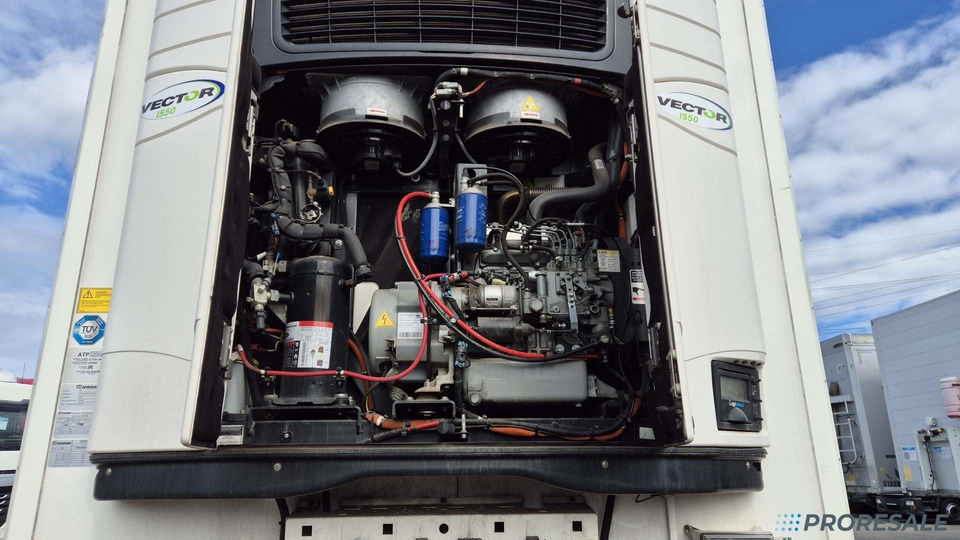 KRONE COOL LINER SD mrazírenský + agregát CARRIER VECTOR 1550 - Refrigerator semi-trailer: picture 4 KRONE COOL LINER SD mrazírenský + agregát CARRIER VECTOR 1550 - Refrigerator semi-trailer: picture 4