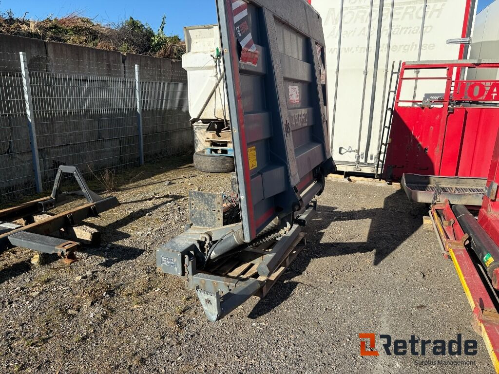 Bakgavellyft Zepro Z2000-135MA - Tail lift: picture 2 Bakgavellyft Zepro Z2000-135MA - Tail lift: picture 2