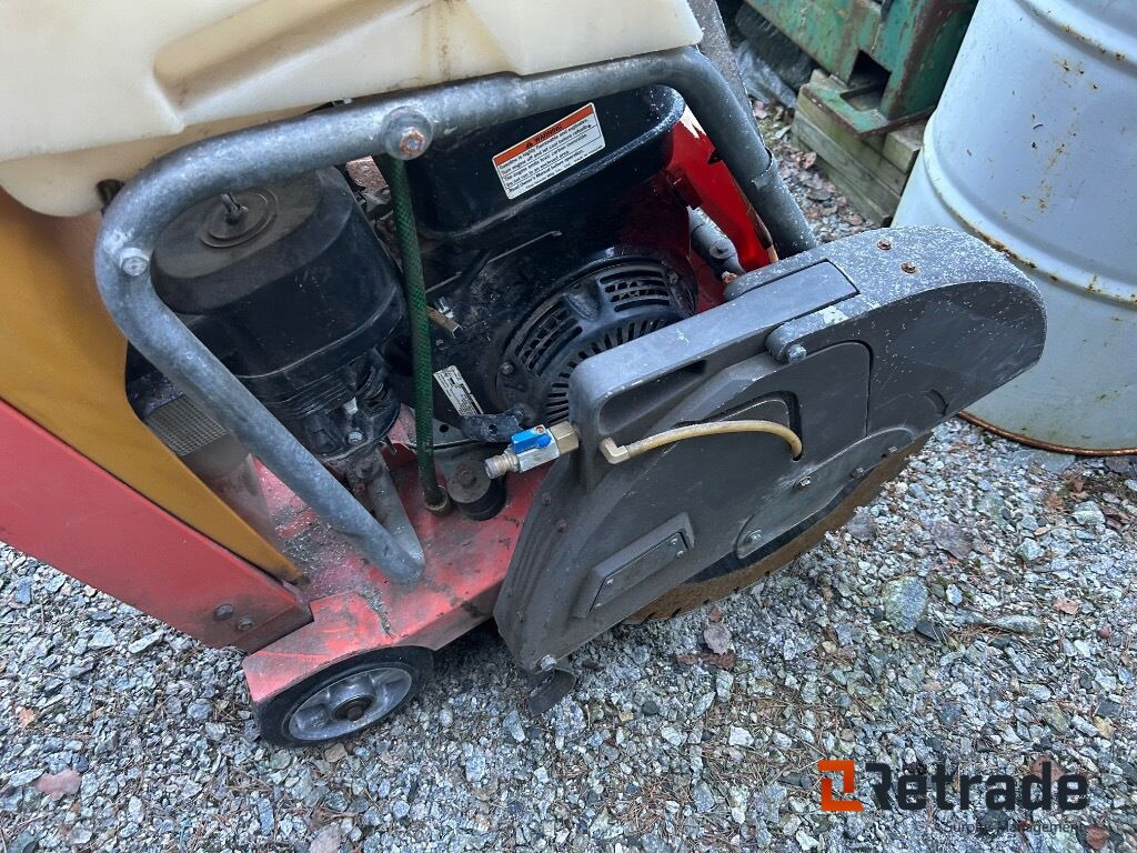 Asfalt sag Husqvarna FS 413 - Construction machinery: picture 3 Asfalt sag Husqvarna FS 413 - Construction machinery: picture 3