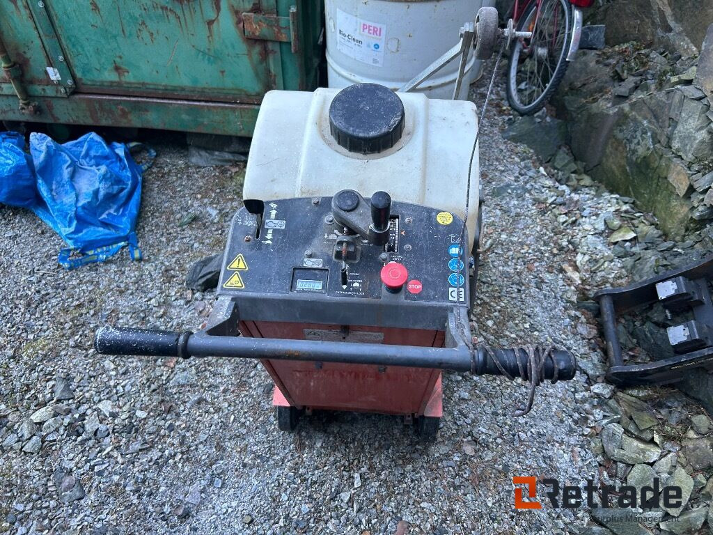 Asfalt sag Husqvarna FS 413 - Construction machinery: picture 2 Asfalt sag Husqvarna FS 413 - Construction machinery: picture 2