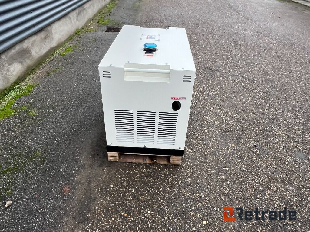 Generator COMPAL POWER VG - R 110 - 10 KW Diesel Generator 10 KW - Construction machinery: picture 2 Generator COMPAL POWER VG - R 110 - 10 KW Diesel Generator 10 KW - Construction machinery: picture 2