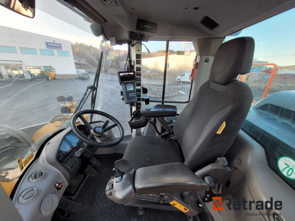 Hjullastare Volvo L 180H med skopa - Construction machinery: picture 5 Hjullastare Volvo L 180H med skopa - Construction machinery: picture 5