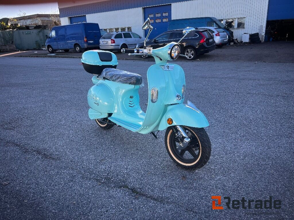 EL Skoter/EL moped Dreems Amalfi - Hely ny - Motorcycle: picture 5 EL Skoter/EL moped Dreems Amalfi - Hely ny - Motorcycle: picture 5