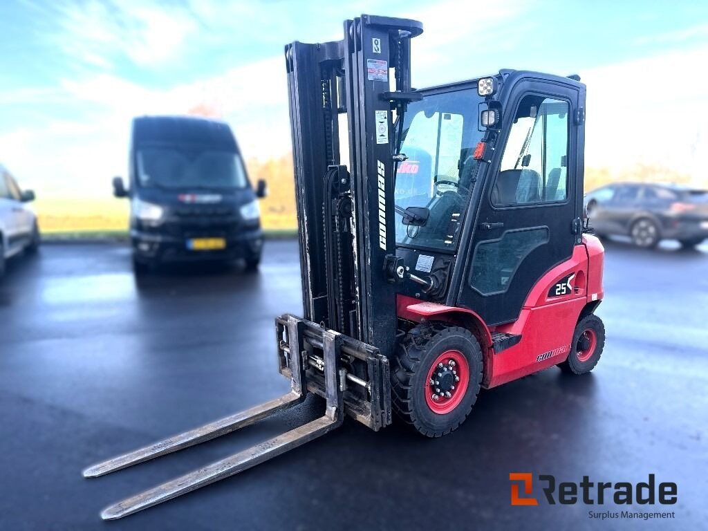 Conma (Hangcha) gaffeltruck CPYD25 - 2,5 ton gas / forklift - Industrial equipment: picture 1 Conma (Hangcha) gaffeltruck CPYD25 - 2,5 ton gas / forklift - Industrial equipment: picture 1