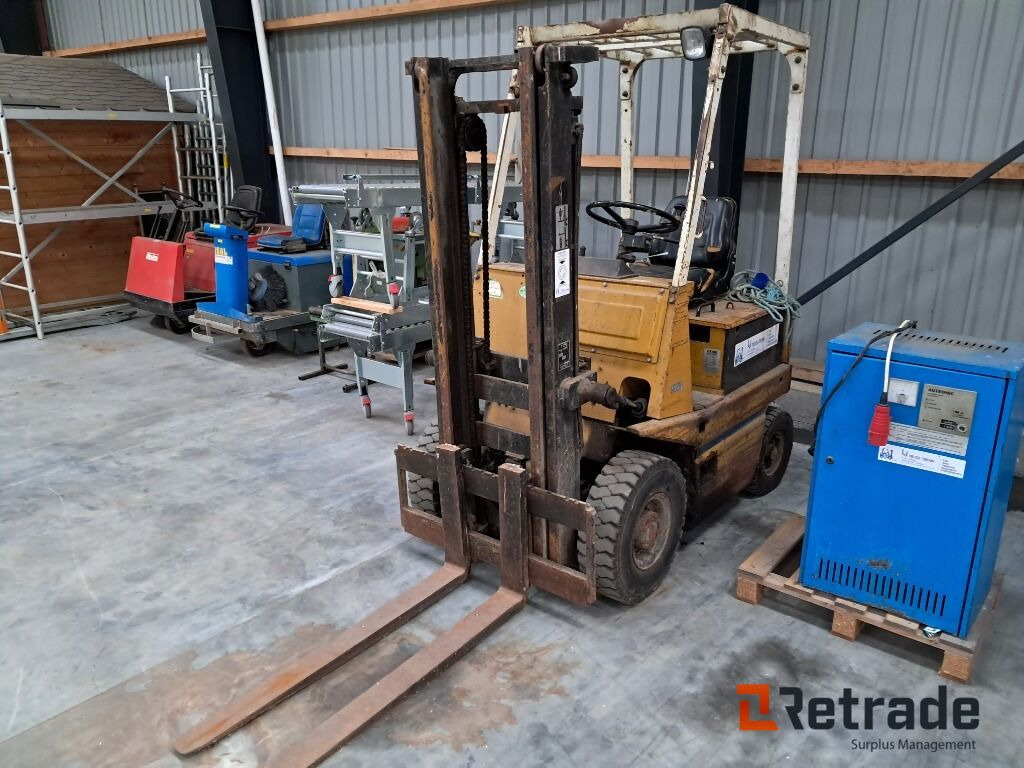 Gaffeltruck TCM FB 15 H4 - Industrial equipment: picture 1 Gaffeltruck TCM FB 15 H4 - Industrial equipment: picture 1