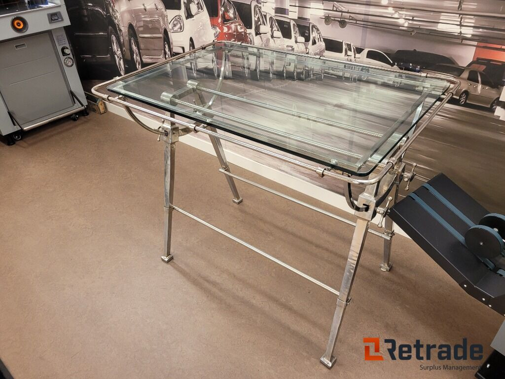 Glasbord skärbord ritbord , design i glas - Industrial equipment: picture 1 Glasbord skärbord ritbord , design i glas - Industrial equipment: picture 1