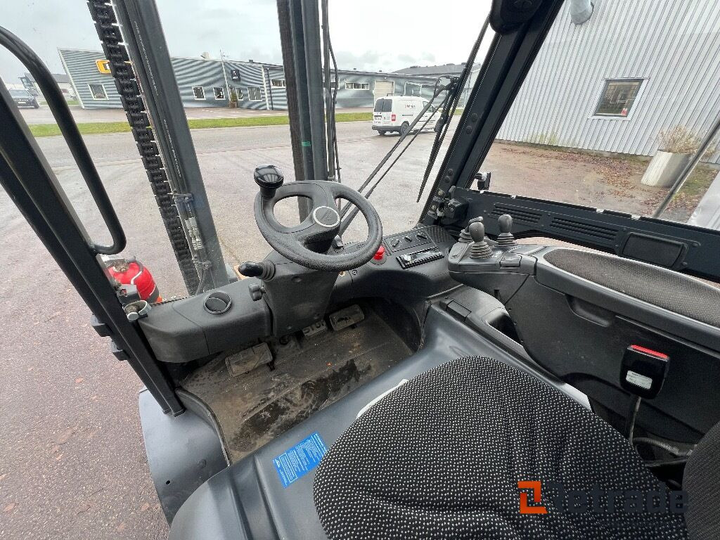 Motviktstruck Linde e340h-01/600, 2017, 3096H, EL truck - Industrial equipment: picture 5 Motviktstruck Linde e340h-01/600, 2017, 3096H, EL truck - Industrial equipment: picture 5