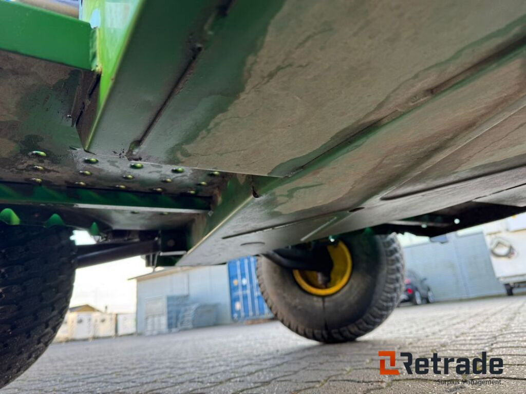 Side-by-side/ ATV John Deere TS 4x2 Gator (A0025183): picture 47 Side-by-side/ ATV John Deere TS 4x2 Gator (A0025183): picture 47