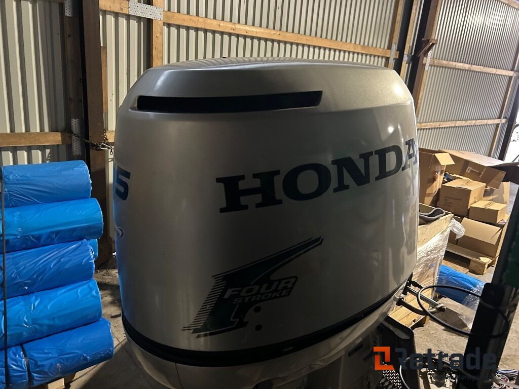 2010 Båt motor Honda 115 hk Four Stroke - Other machinery: picture 2 2010 Båt motor Honda 115 hk Four Stroke - Other machinery: picture 2
