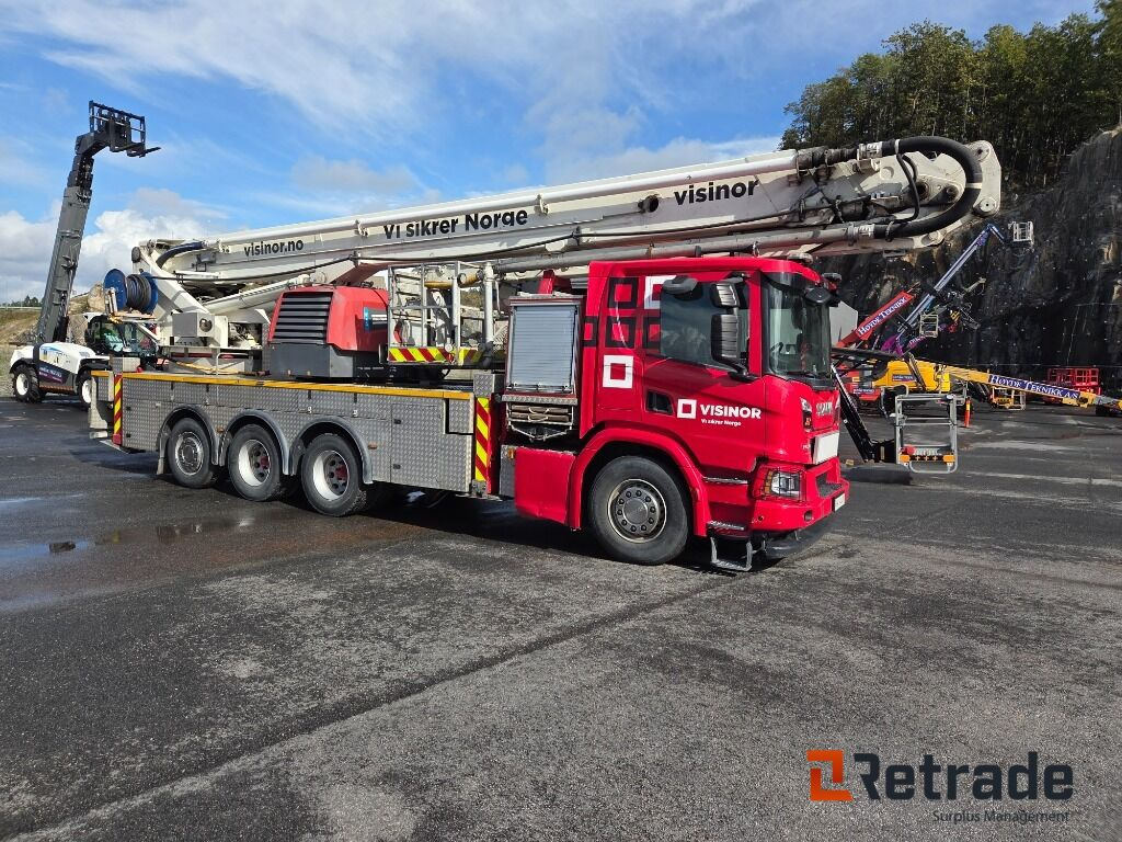 SCANIA XT P500 2019 MOD MED F-37 BRONTO SKYLIFT 1997 MOD - Mobile crane: picture 1 SCANIA XT P500 2019 MOD MED F-37 BRONTO SKYLIFT 1997 MOD - Mobile crane: picture 1
