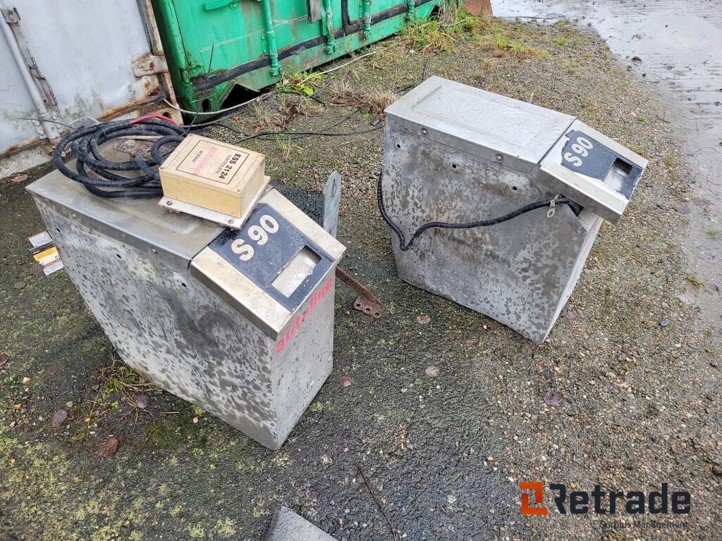 Sandspridare för lastbil Autoline S90 - Construction equipment: picture 1 Sandspridare för lastbil Autoline S90 - Construction equipment: picture 1