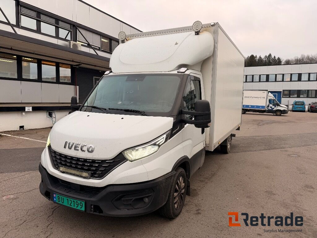 Skapbil IVECO 35S16 (parkert i Oslo) - Box van: picture 1 Skapbil IVECO 35S16 (parkert i Oslo) - Box van: picture 1