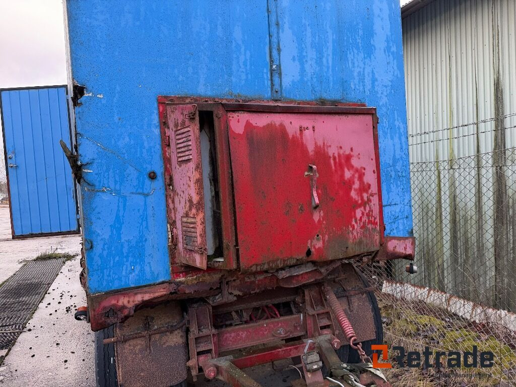 Släpvagn med skåp - Closed box trailer: picture 5 Släpvagn med skåp - Closed box trailer: picture 5