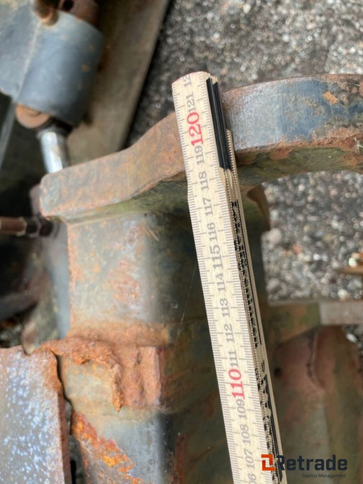 Snöplog 4m/ Snowplow - Construction equipment: picture 5 Snöplog 4m/ Snowplow - Construction equipment: picture 5