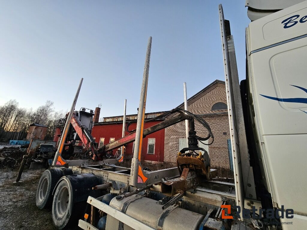 Timmerrede med kran - Loader crane: picture 2 Timmerrede med kran - Loader crane: picture 2