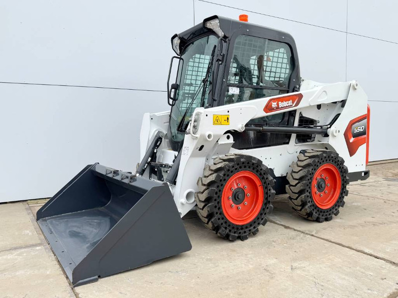 Bobcat S510 - New / Unused / Closed Cabine / AC - Skid steer loader: picture 1 Bobcat S510 - New / Unused / Closed Cabine / AC - Skid steer loader: picture 1