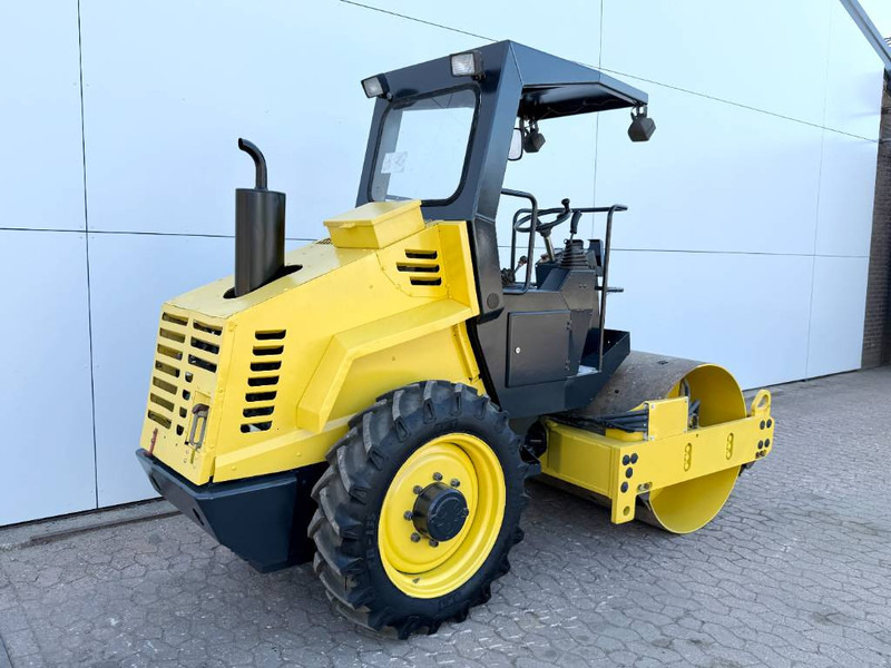 Bomag BW124DH-3 - Dutch Machine / Only 2104 Hours! - Roller: picture 5 Bomag BW124DH-3 - Dutch Machine / Only 2104 Hours! - Roller: picture 5