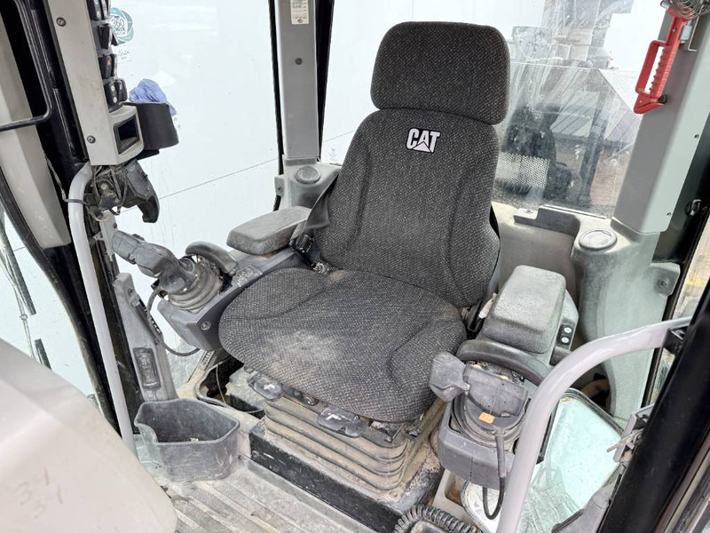 Cat 140M3 - Pushblock / Ripper / Joystick Controls - Grader: picture 5 Cat 140M3 - Pushblock / Ripper / Joystick Controls - Grader: picture 5
