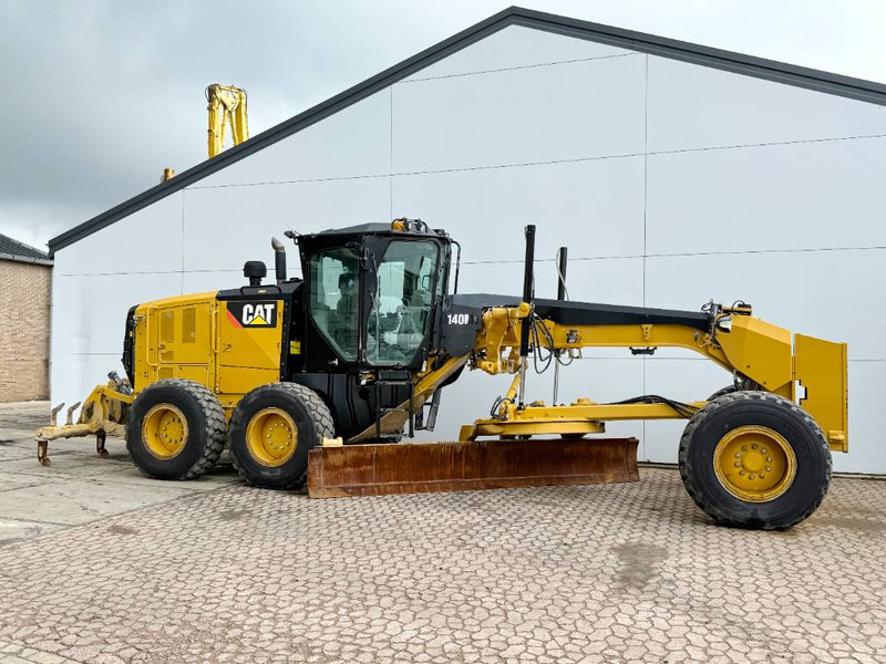 Cat 140M3 - Pushblock / Ripper / Joystick Controls - Grader: picture 4 Cat 140M3 - Pushblock / Ripper / Joystick Controls - Grader: picture 4