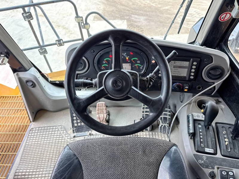 Articulated dumper Cat 777G - German Machine / TOP Condition!: picture 10 Articulated dumper Cat 777G - German Machine / TOP Condition!: picture 10