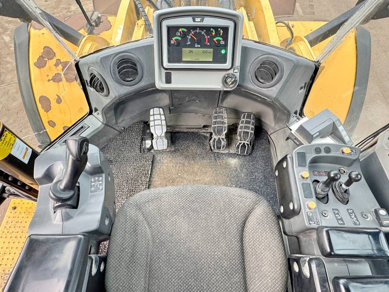 Wheel loader Cat 982M - Weighing System / Central Greasing: picture 8