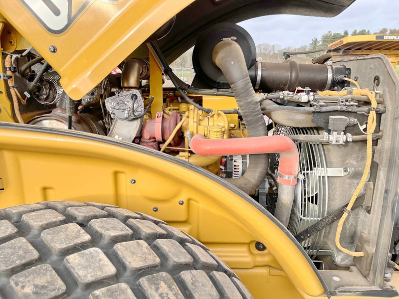Roller Cat CS66B Excellent Condition / Low Hours / CE: picture 18