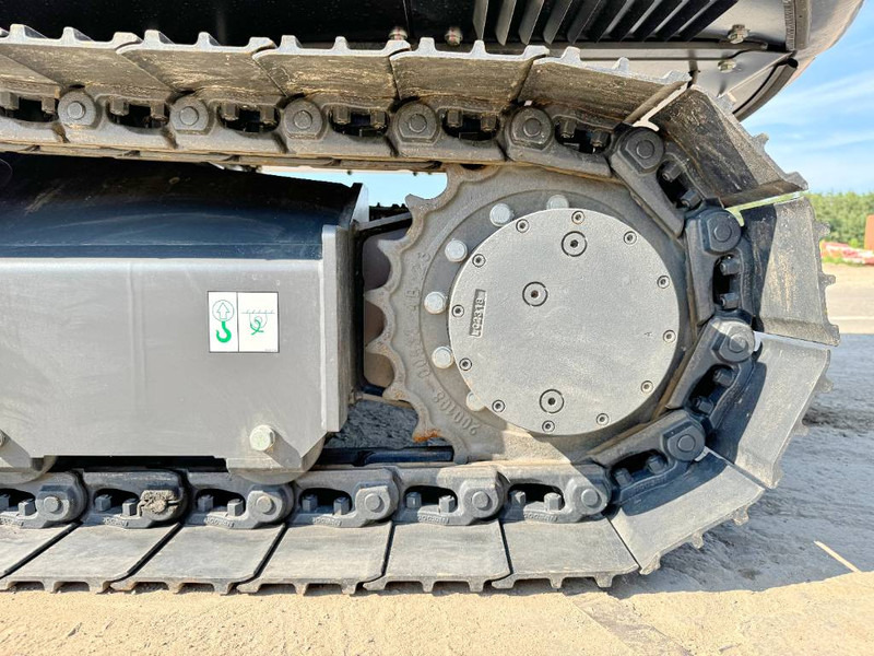 New Mini excavator Develon DX60E-10N - New / Unused / 2024 Model: picture 16