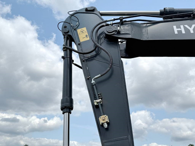 Crawler excavator Hyundai HX360L - New / Unused / Hammer Lines: picture 17 Crawler excavator Hyundai HX360L - New / Unused / Hammer Lines: picture 17