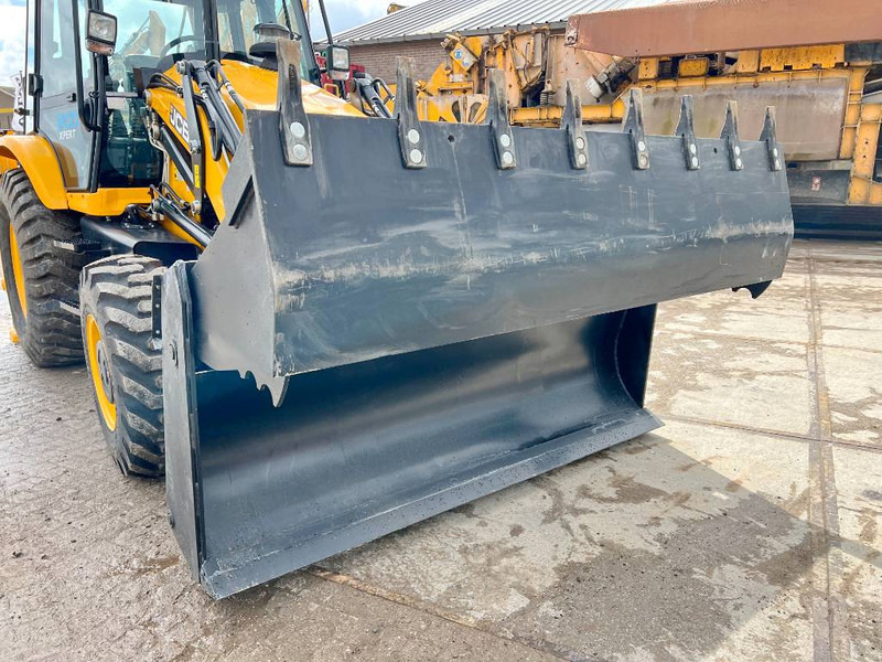 New Backhoe loader JCB 3DX - Telescopic Boom / Hammer Lines / AC - New: picture 8