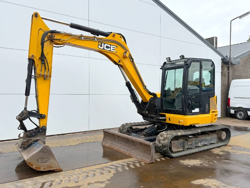 JCB 86C-1 - Hammer Lines / Quick Coupler - Mini excavator: picture 2 JCB 86C-1 - Hammer Lines / Quick Coupler - Mini excavator: picture 2