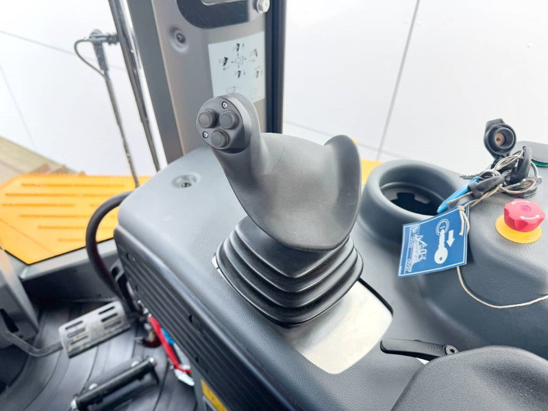 Bulldozer Liebherr PR756 05 Gen8 - NEW! 68 Hours! Powertrain Warranty: picture 11 Bulldozer Liebherr PR756 05 Gen8 - NEW! 68 Hours! Powertrain Warranty: picture 11