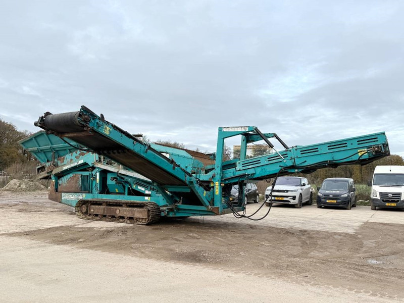 Powerscreen Warrior 1400 - Caterpillar Engine / 3 Conveyors - Screener: picture 3 Powerscreen Warrior 1400 - Caterpillar Engine / 3 Conveyors - Screener: picture 3
