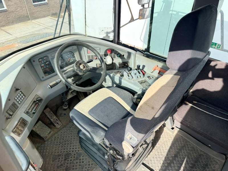 Articulated dumper Volvo A40E - Camera / Airco / Heated Seat: picture 6