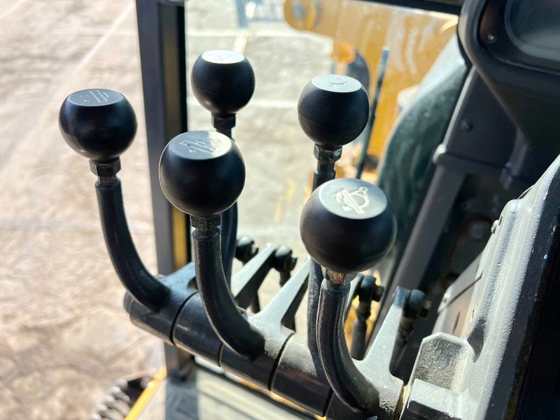 Grader Volvo G946B 6x6 AWD - EPA Certified: picture 8 Grader Volvo G946B 6x6 AWD - EPA Certified: picture 8