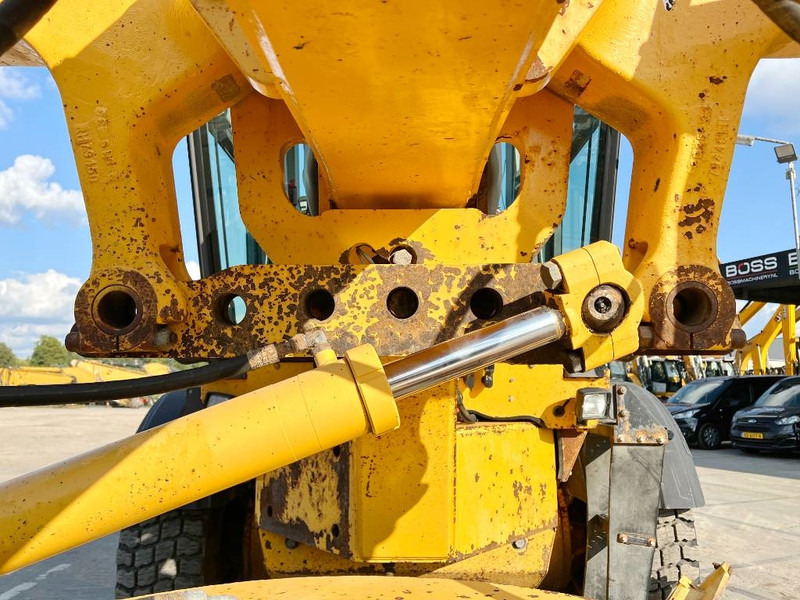 Grader Volvo G946B 6x6 AWD - EPA Certified: picture 14 Grader Volvo G946B 6x6 AWD - EPA Certified: picture 14