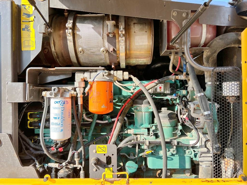 Grader Volvo G946B 6x6 AWD - EPA Certified: picture 16 Grader Volvo G946B 6x6 AWD - EPA Certified: picture 16