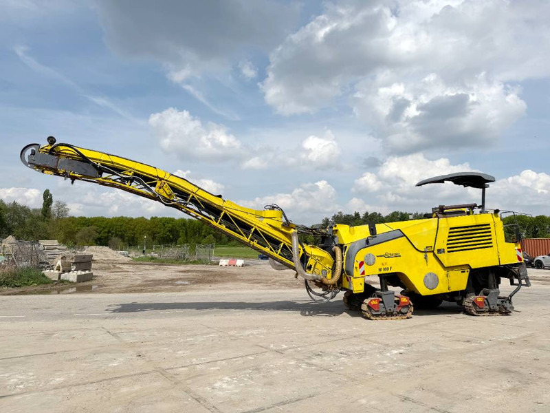 Wirtgen W100F - Dutch Machine / Top Condition - Asphalt machine: picture 1 Wirtgen W100F - Dutch Machine / Top Condition - Asphalt machine: picture 1