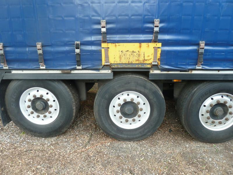 Krone SDP27A1 - Curtainsider semi-trailer: picture 4 Krone SDP27A1 - Curtainsider semi-trailer: picture 4