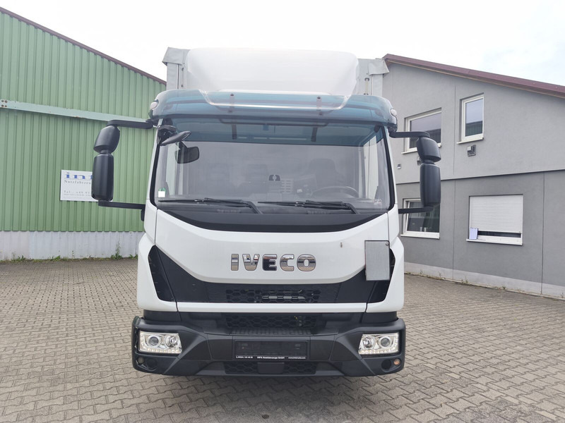 Iveco Eurocargo 75-210 - Curtainsider truck: picture 3 Iveco Eurocargo 75-210 - Curtainsider truck: picture 3