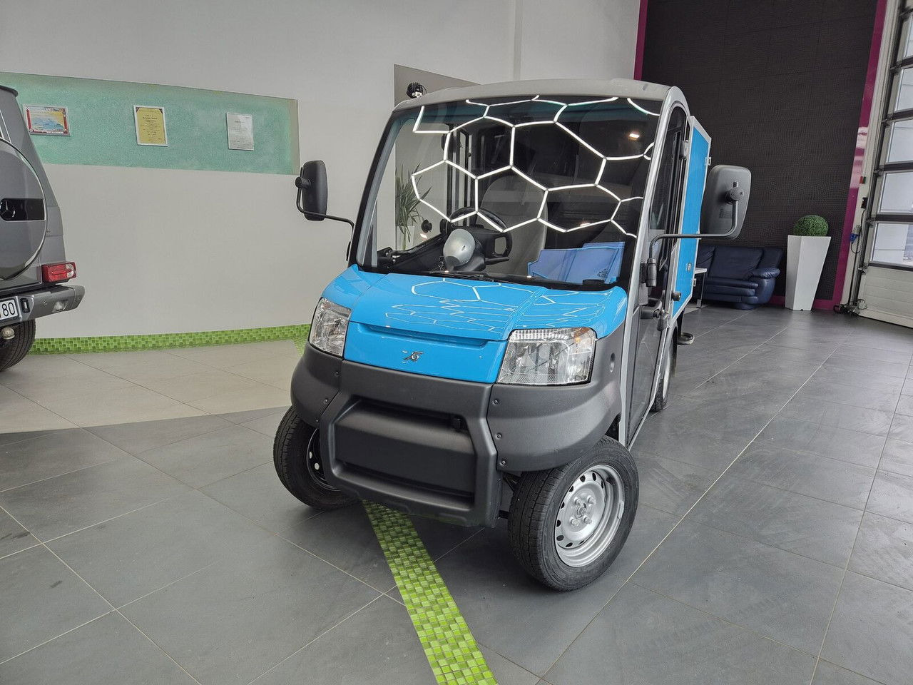 Diversen Garia Utility / Electric / Mini Delivery VAN / UP TO 45 KM H / B - Panel van: picture 2 Diversen Garia Utility / Electric / Mini Delivery VAN / UP TO 45 KM H / B - Panel van: picture 2